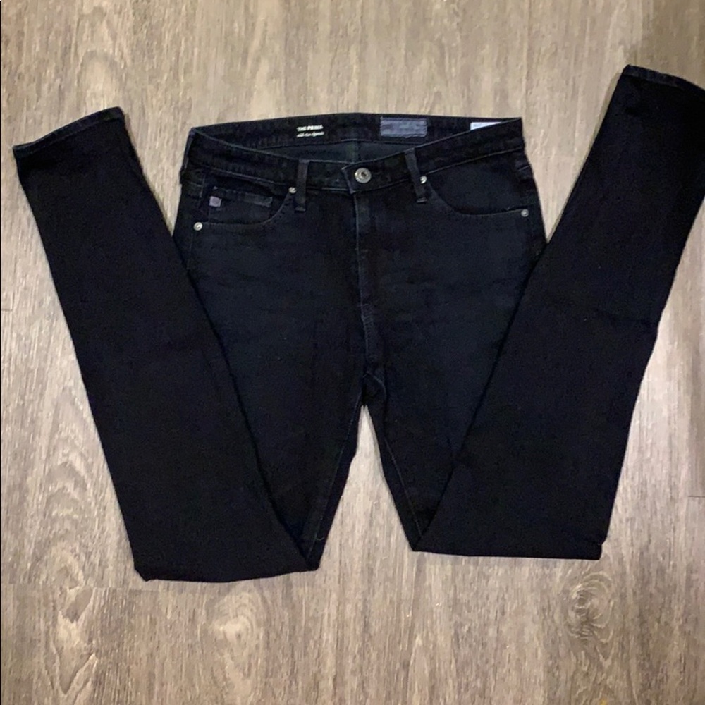 AG “The Prima” mid-rise cigarette jean, size 27R